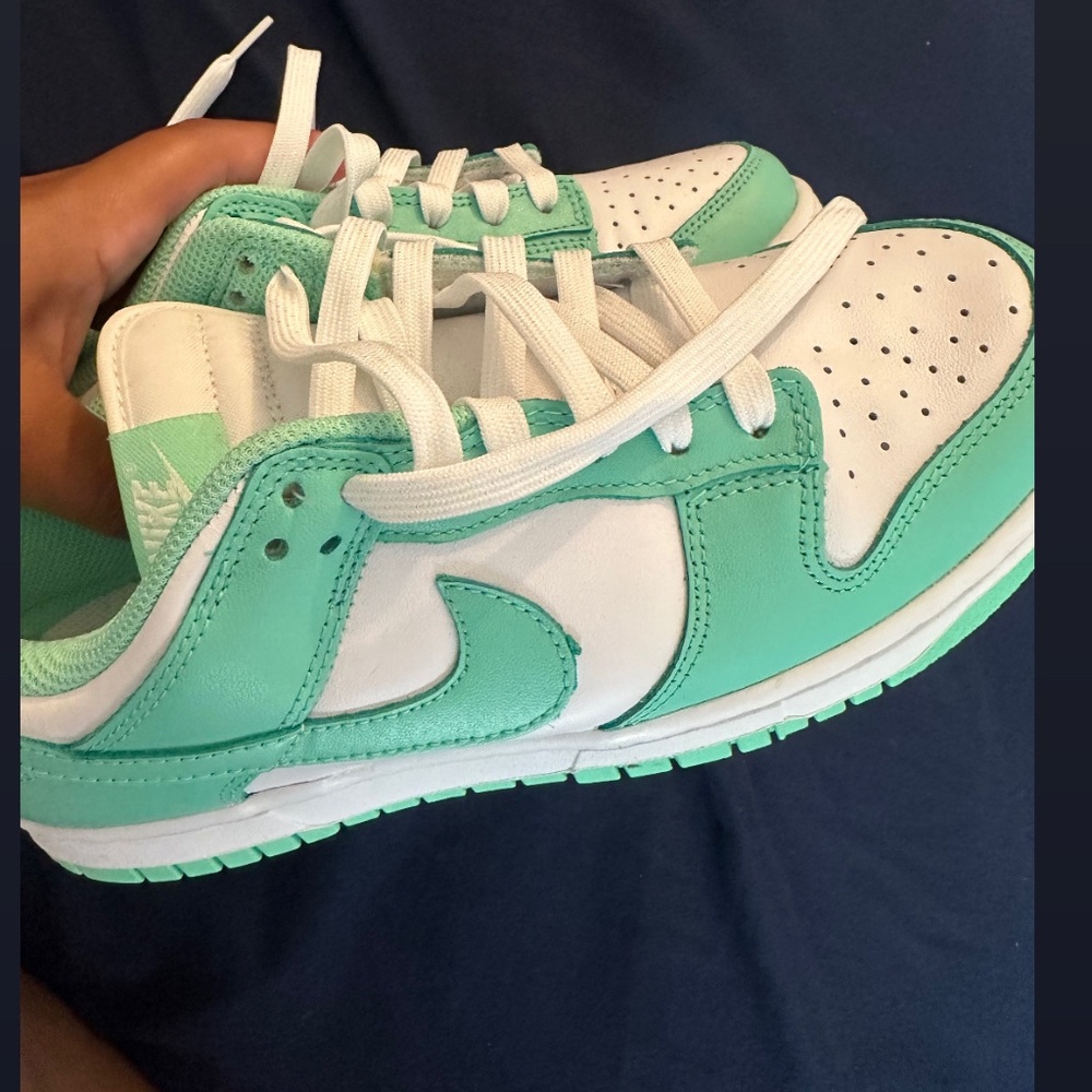 Nike Dunk Low Green Glow 8W